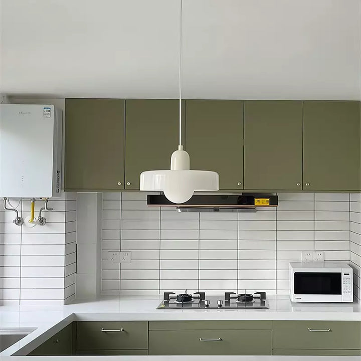 Farverig pendellampe i Bauhaus-stil - StiloGlas