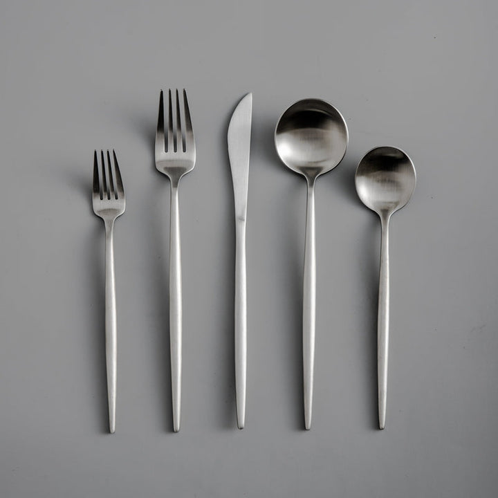 Minimalistisk bestik til moderne borde - PureSet