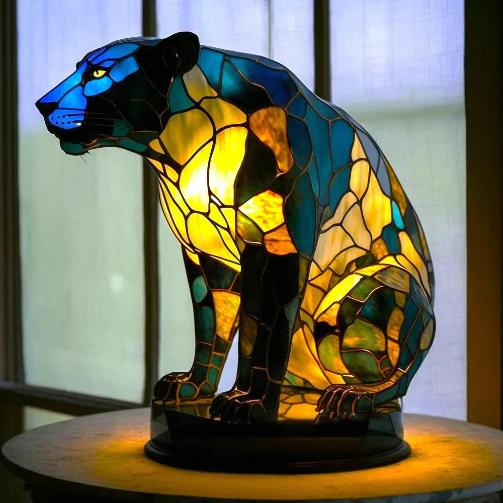 Dyrelamper i farvet glas – kunstnerisk borddekoration