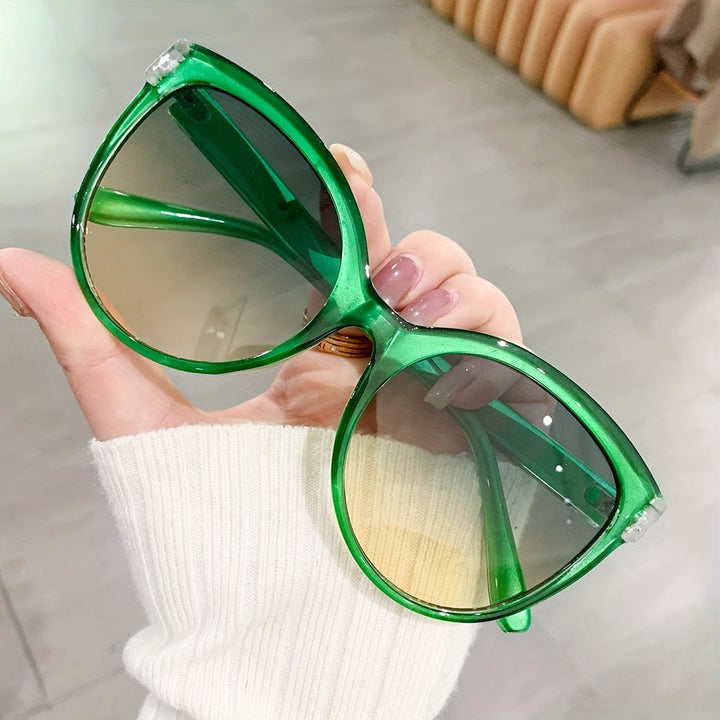 Luksus cat-eye solbriller til kvinder – oversize og stilfulde til solskinsdage
