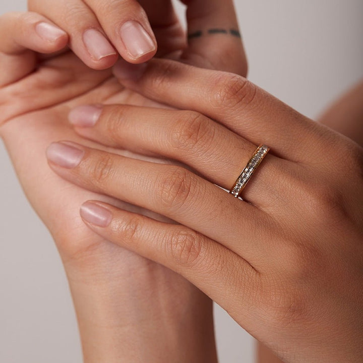 Alleria Strålande Ring i Guld — billede 3