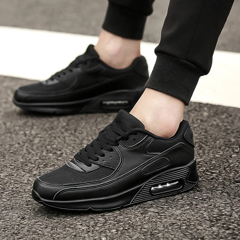 Hvide lædersneakers med høj sål til mænd