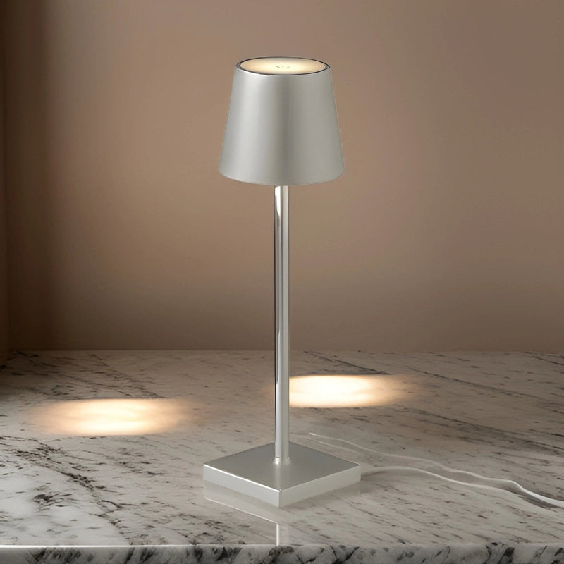 Trådløs genopladelig bordlampe - Elegant LED til indendørs og udendørs brug