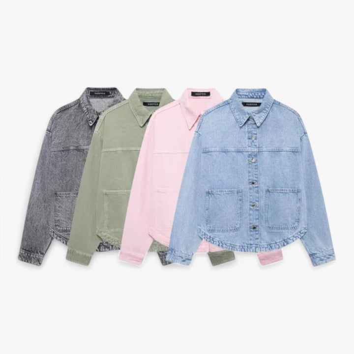 https://cdn.shopify.com/s/files/1/0575/0731/5784/files/elegant-amelie-denimjakke-til-kvinder-let-og-stilfuld-bla-nuance-lukket-syn-alsidig-til-sommermode-w-7.jpg?v=1748712594