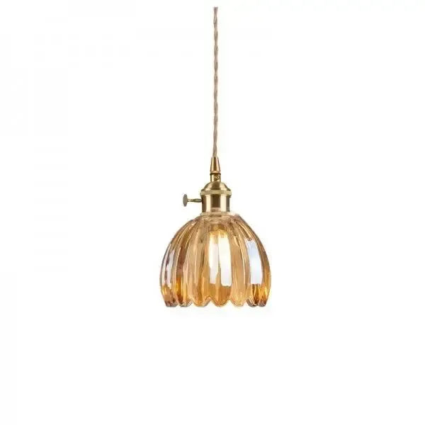 Elegant pendellampe i glas i blomsterform - stemningslys