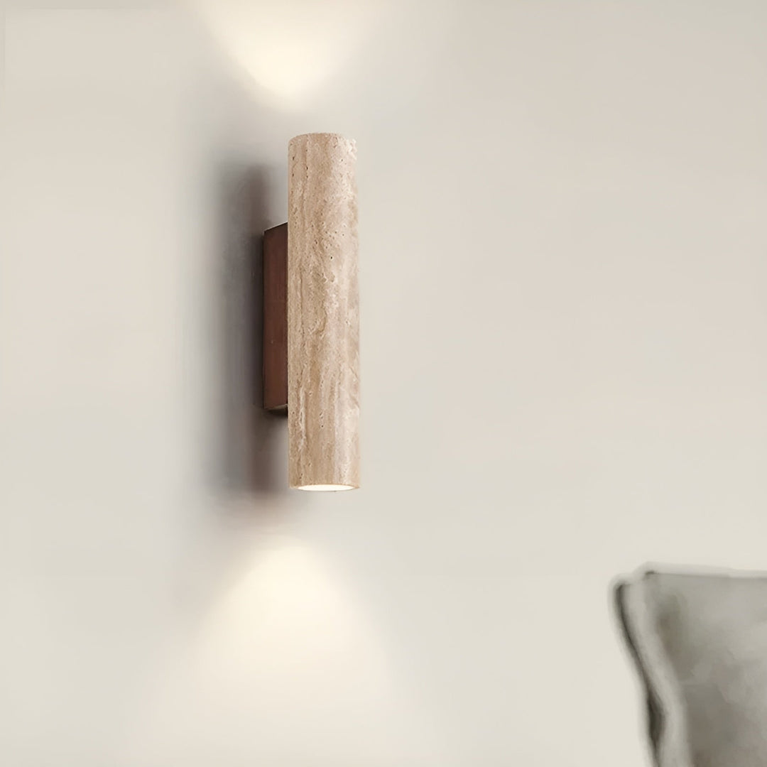 Væglampe | Elegant belysning | Design i travertin