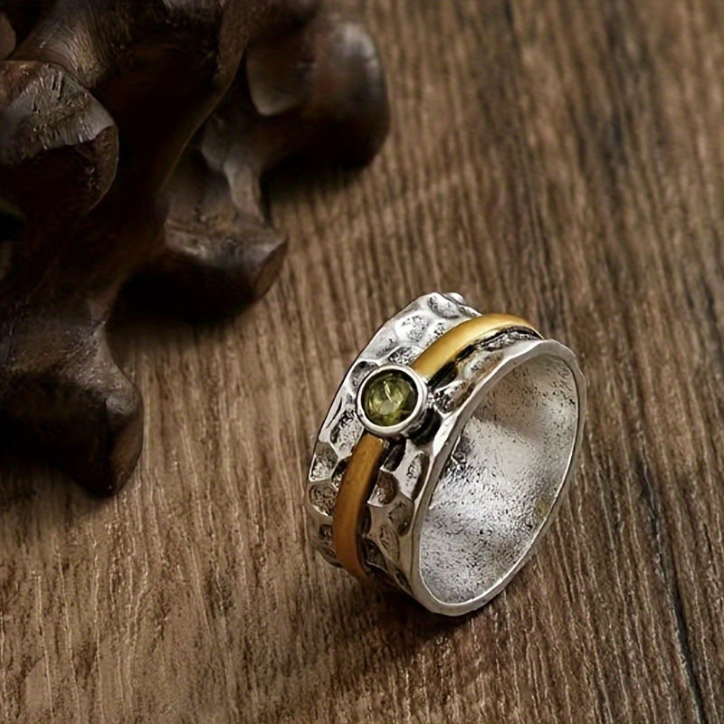 Raffineret ring med grøn zirkonia