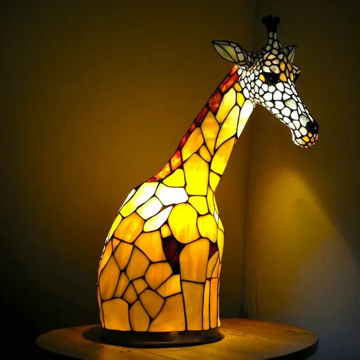 Dyrelamper i farvet glas – kunstnerisk borddekoration