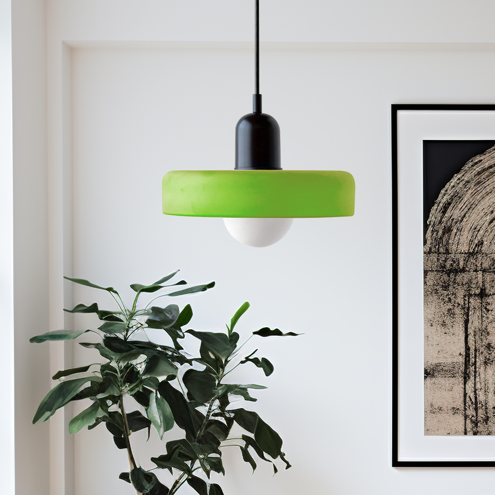 Farverig pendellampe i Bauhaus-stil - StiloGlas