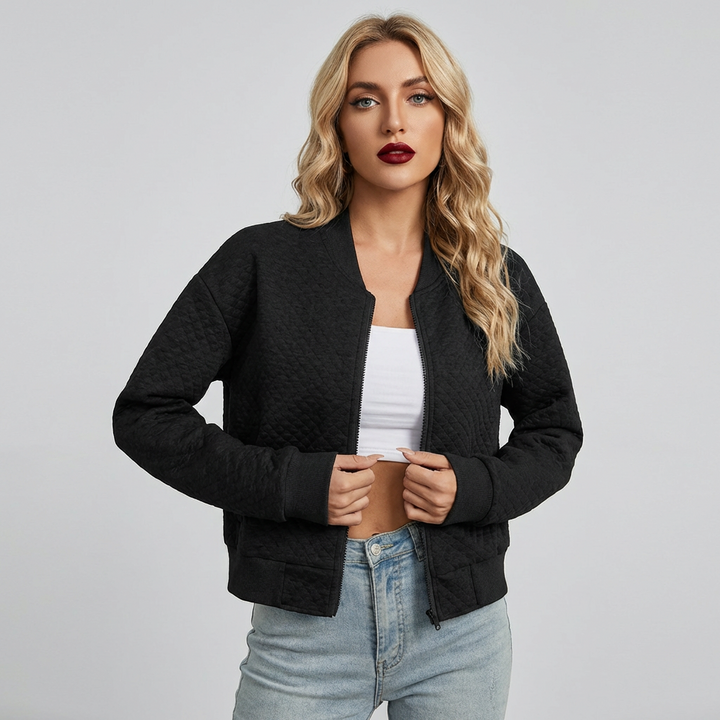 Gina - Stilfuld Kvinde Bomberjakke i Quiltet Design