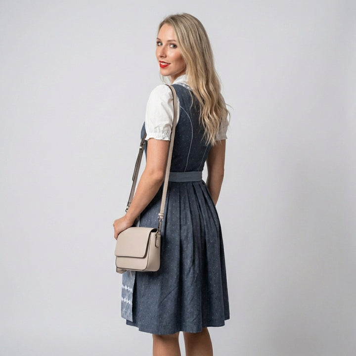 Traditionel dirndl til kvinder
