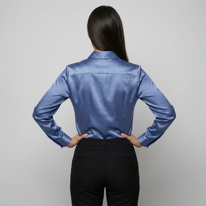 Elegant bluse til kvinder – diskret stil