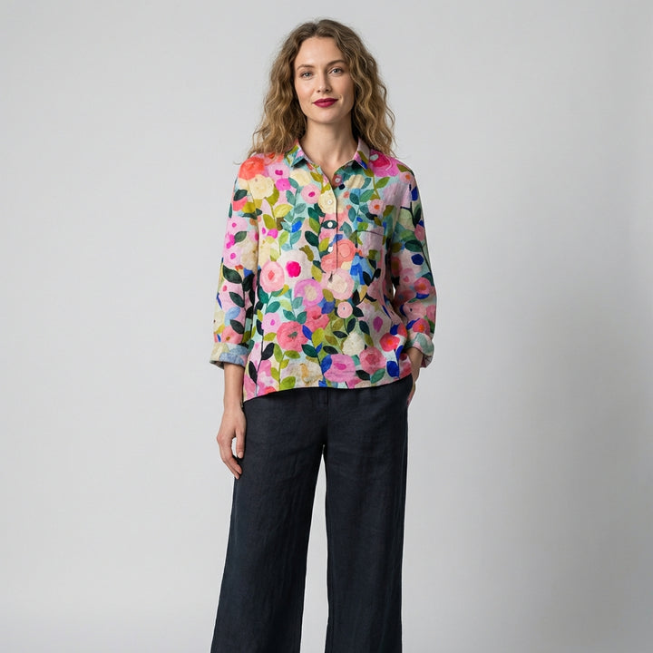 Damebluse med blomsterprint