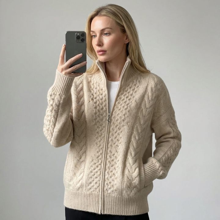 Cashmere cardigan med høj halsudskæring