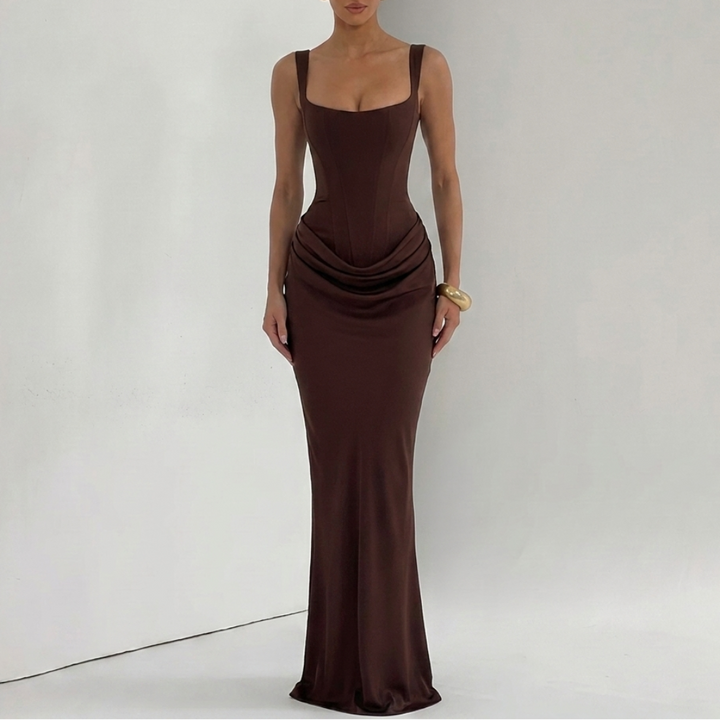 Elegant Ensfarvet slip-kjole med åben ryg til Kvinder
