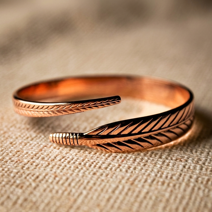 Retro Kobber Armbånd Med Et Blad Mønster