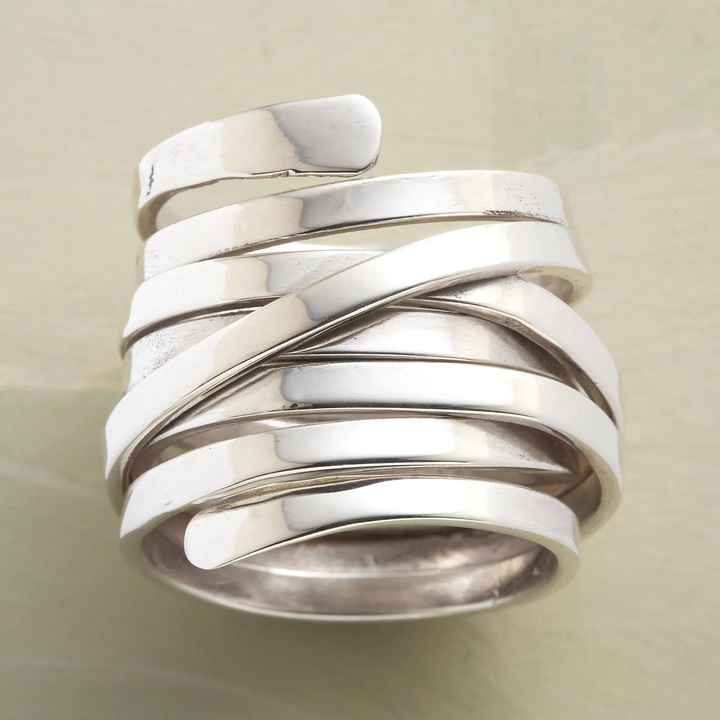 Elegant sølvring med vintageudtryk