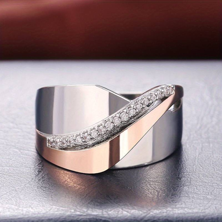 Vintage ring i roseguld og sølv med zirkonia