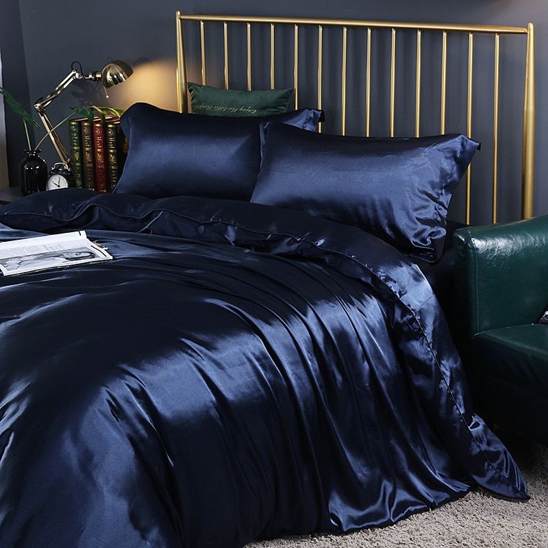 Luksuriøst sengetøjssæt i silke/satin (4 dele) - SilkSleep