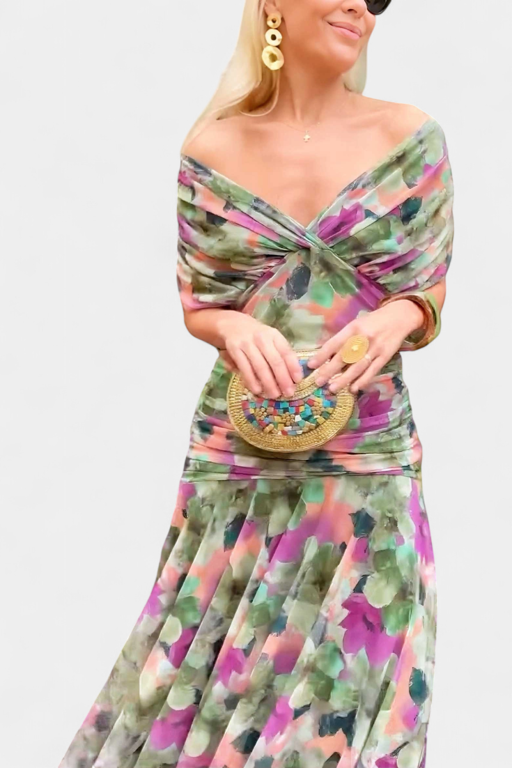 Lang, elegant, flydende damekjole – V-udskæring, raffineret design