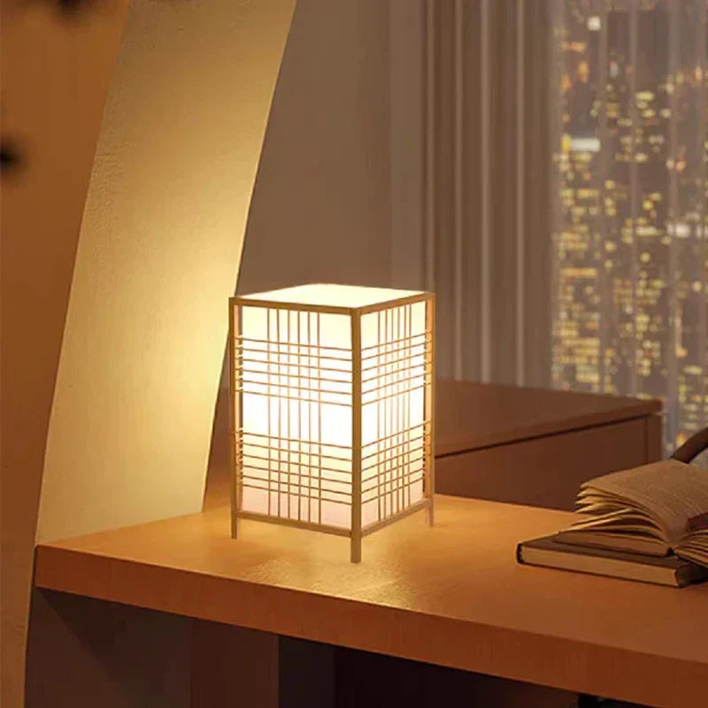 Bordlampe i japansk stil – KiraLamp