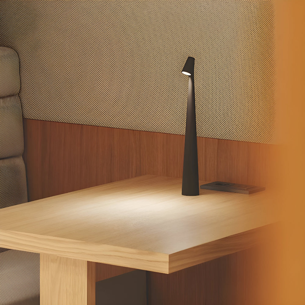 Trådløs LED-bordlampe | Lampe til stue og skrivebord | Moderne batteridrevet bordlampe | VivaLume