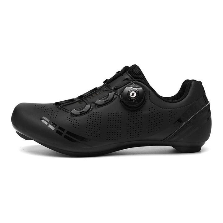 https://cdn.shopify.com/s/files/1/0575/0731/5784/files/komfortable-cykelsko-med-skridsikker-sal-og-justerbar-pasform-designet-til-optimal-cykelkomfort-og-s-5.jpg?v=1748698614