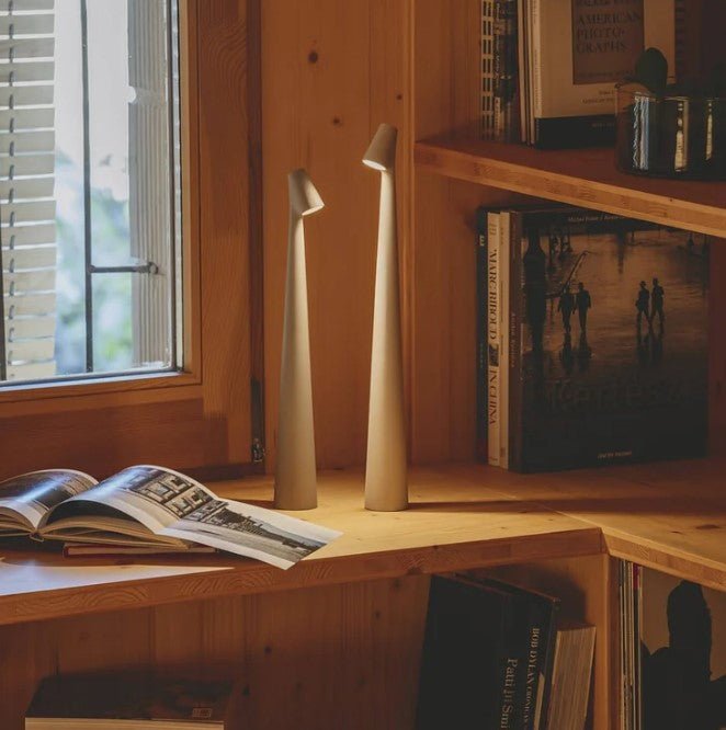 Genopladelig LED-bordlampe – ledningsfri, dæmpbar, moderne belysning