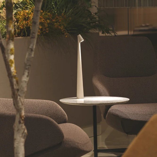Genopladelig LED-bordlampe – ledningsfri, dæmpbar, moderne belysning
