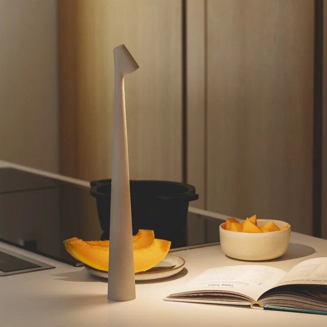 Genopladelig LED-bordlampe – ledningsfri, dæmpbar, moderne belysning