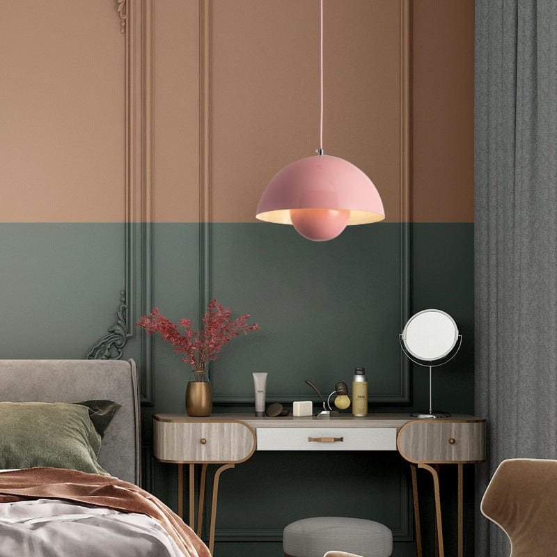 https://cdn.shopify.com/s/files/1/0575/0731/5784/files/moderne-hvid-flowerpot-loftslampe-med-skandinavisk-design-justerbar-hojde-og-led-haengende-fra-loftet-10.jpg?v=1750120189