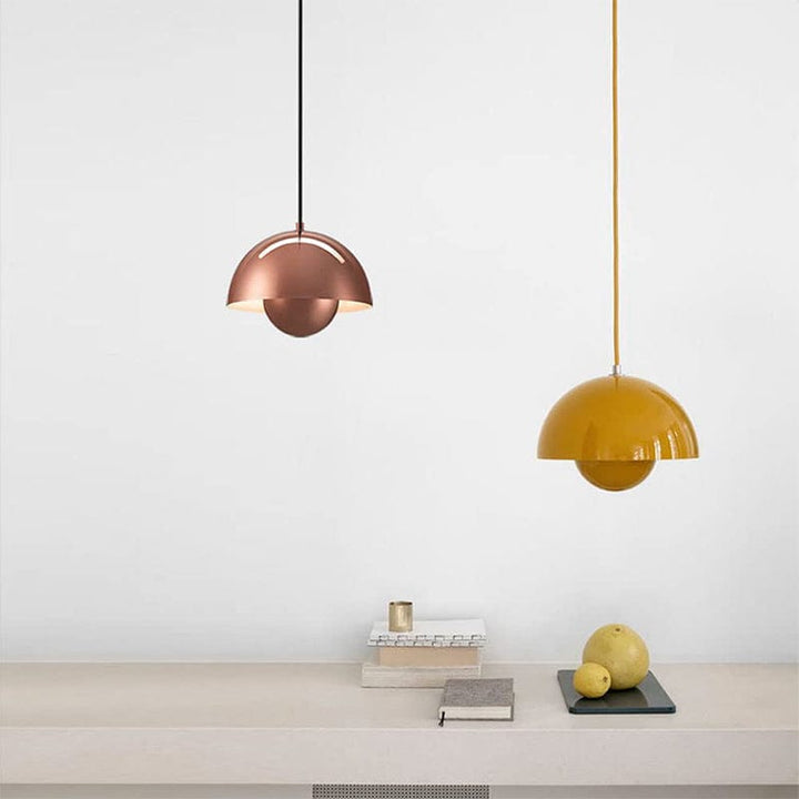 https://cdn.shopify.com/s/files/1/0575/0731/5784/files/moderne-hvid-flowerpot-loftslampe-med-skandinavisk-design-justerbar-hojde-og-led-haengende-fra-loftet-25.jpg?v=1750120218
