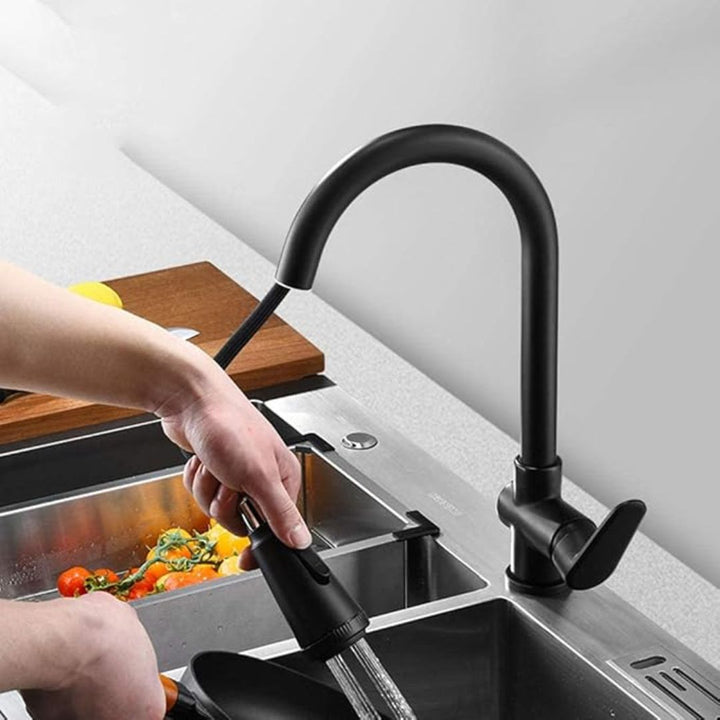 https://cdn.shopify.com/s/files/1/0575/0731/5784/files/moderne-udtraekkelig-kokkenarmatur-med-enkeltgreb-slankt-design-i-stal-ideelt-til-fleksibel-madlavnin-4.jpg?v=1748699414