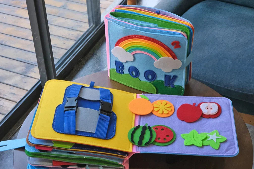 Montessori eventyrbog - Historier i filt