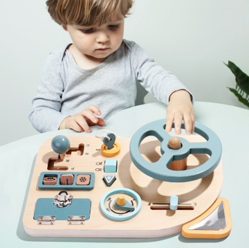 Woods – Montessori-rat i træ
