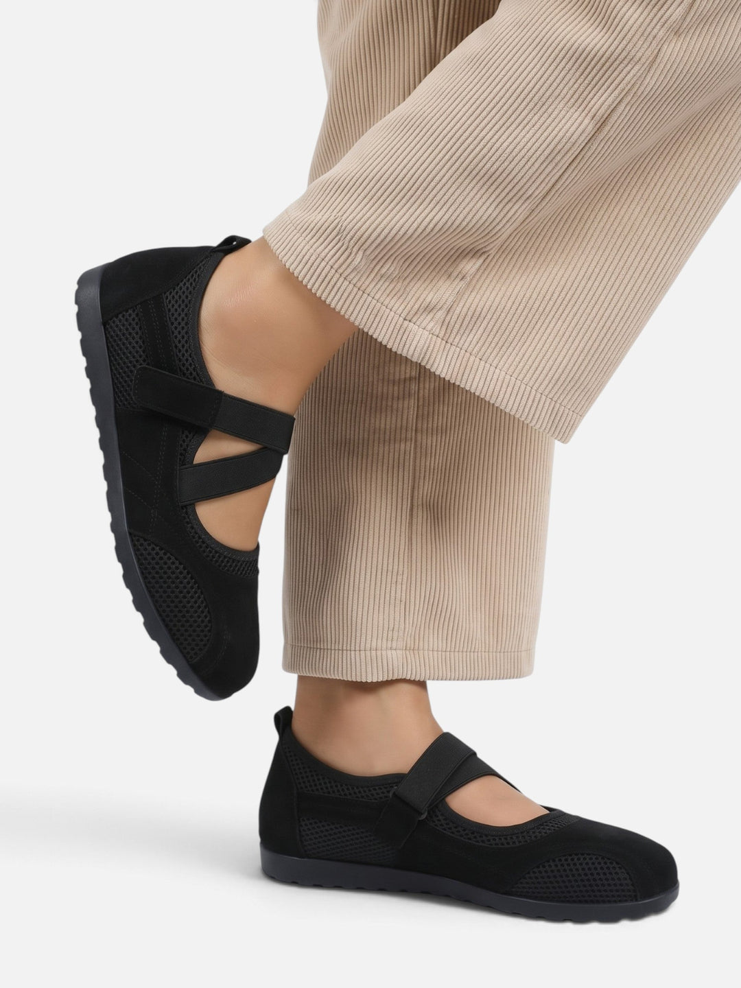 Sneakerina-ballerinaer i mesh med krydsede remme til damer