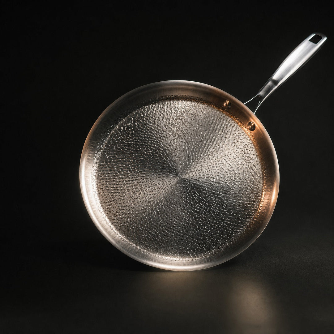 Håndhamret crêpepande i titanium, PFAS-fri