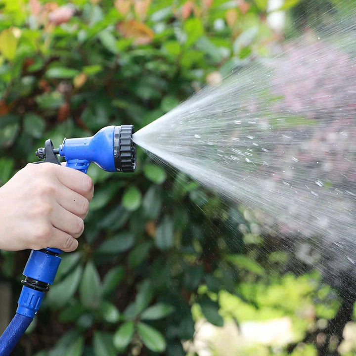 Udvideligt haveslange med sprøjtedyse – FlexaFlow