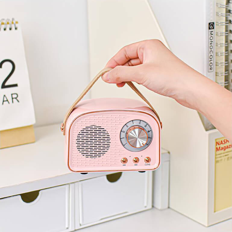 Sandsberg Retro Radio Bluetooth-højttaler | Trådløs | Bærbar | Elegant lyd til hjemmet og på farten