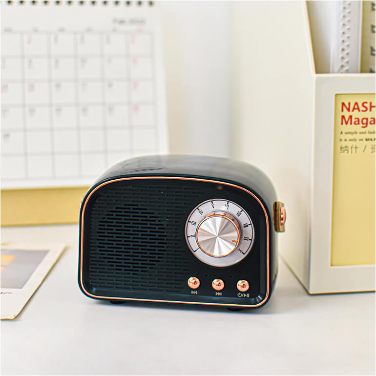 Sandsberg Retro Radio Bluetooth-højttaler | Trådløs | Bærbar | Elegant lyd til hjemmet og på farten