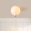 Kompakt og moderne LED-loftlampe Balloon – AuraLite