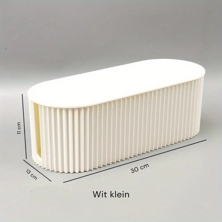 https://cdn.shopify.com/s/files/1/0575/0731/5784/files/stilren-kabelorganiseringsboks-i-moderne-design-perfekt-til-at-holde-dine-kabler-skjult-og-organiser-5.jpg?v=1750132731