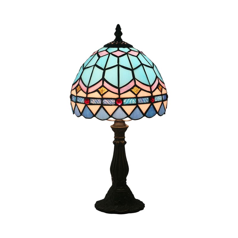 Bordlampe i Tiffany-glas – klassiske linjer i bly