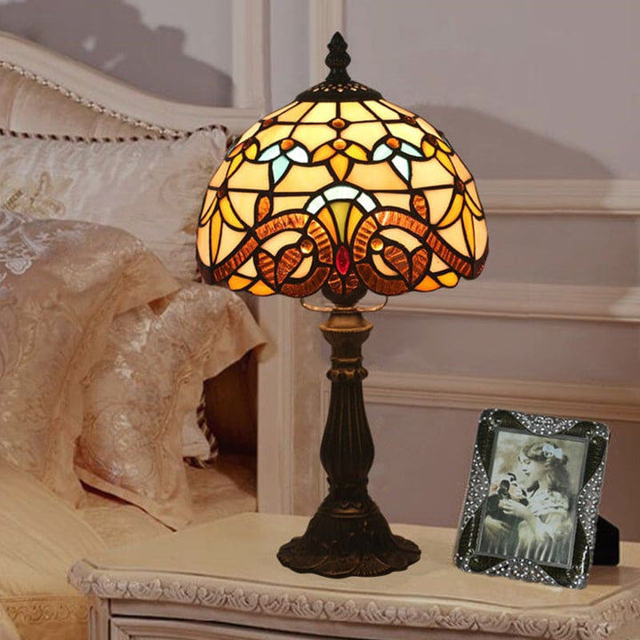 Bordlampe i Tiffany-glas – klassiske linjer i bly