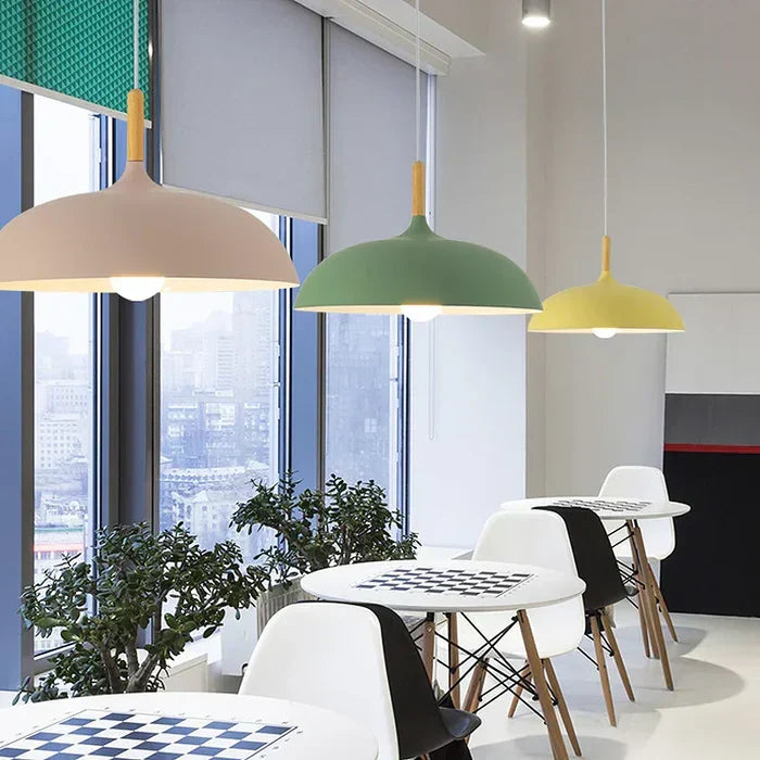 Loftlampe i skandinavisk eg | Moderne og energieffektiv